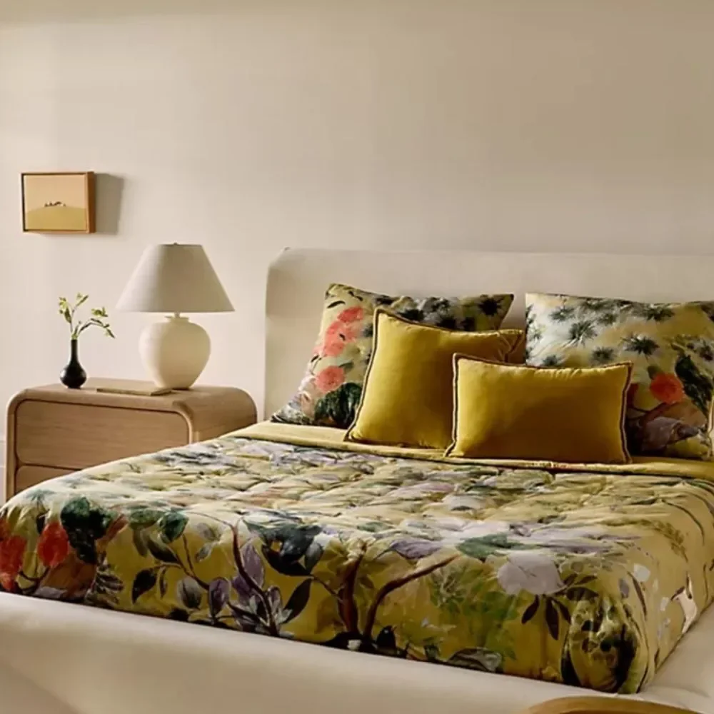 Anthropologie colliere velvet
